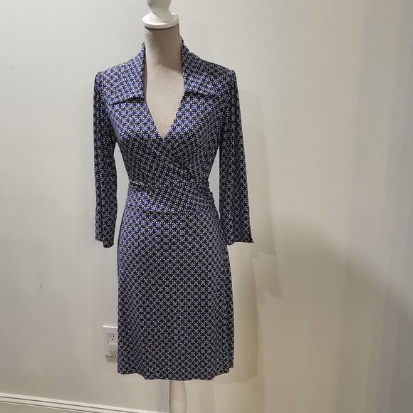 Laundry by Shelli Segal Los Angeles, Size M, Gorgeous Blue/Black Dress Wrap - Picture 1 of 9